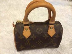 皮包清洗,威特斯實(shí)現(xiàn)高品質(zhì)要求