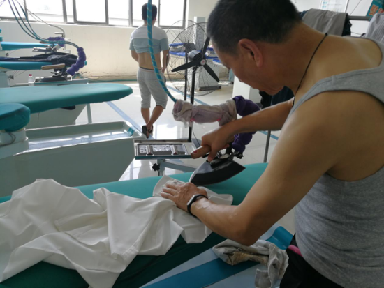 干洗技能貼:衣物熨燙順序及各種材質(zhì)熨燙方法