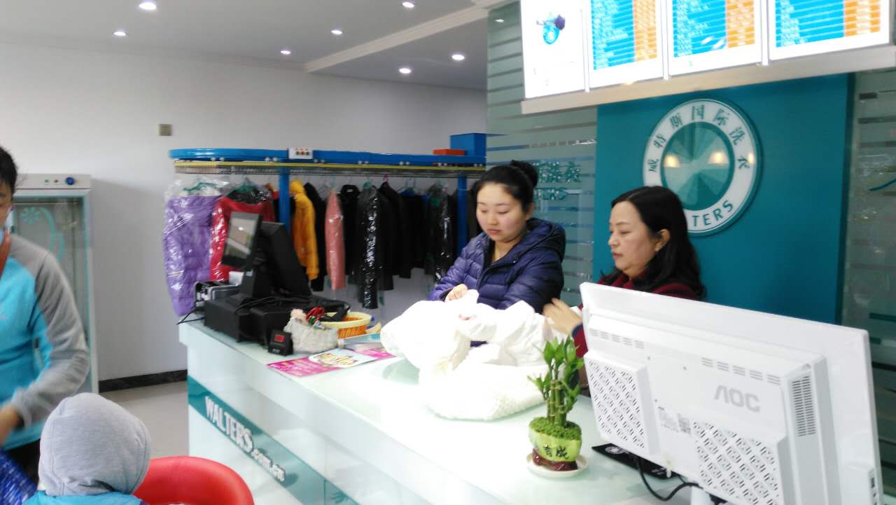 開干洗店怎么選擇心儀的品牌加盟