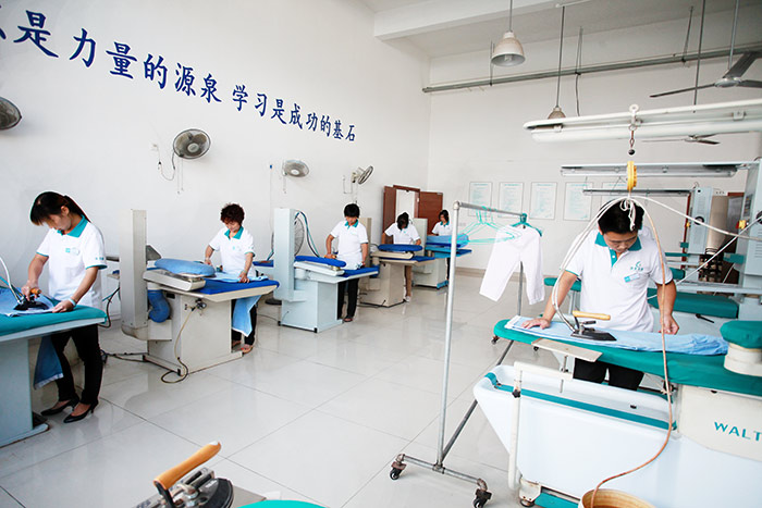 加盟干洗店成本高嗎？超低的成本