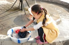 在周邊縣城開個(gè)小型干洗店要多少錢？