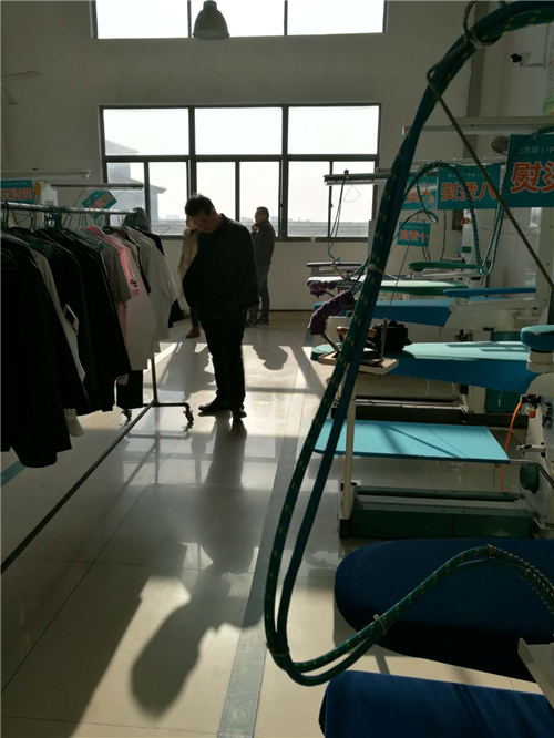 開干洗店需要學(xué)什么樣的干洗技術(shù)