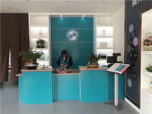 開家干洗店得要多少錢？沒有確定的數(shù)值